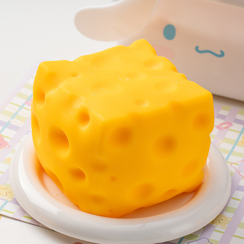 ホットフルーツストレスボール クランチー スクイーズボール  - Party Games Ideas のレビューと価格